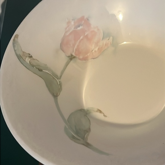 Vintage Portmeirion Seasons Susan Williams Soft Blue w/ Pink Tulip Pastel Bowls - Picture 3 of 7